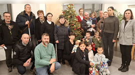 Slika: DJELITELJI RADOSTI I NADE