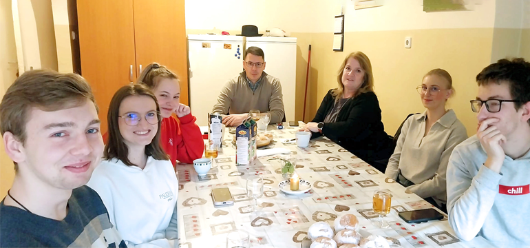 Slika: UZ BOŽJI BLAGOSLOV PO NOVE STUDENTSKE USPJEHE